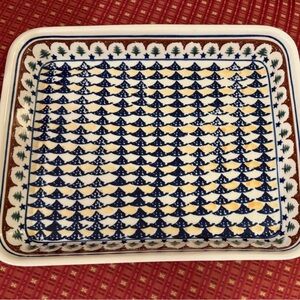 Handcrafted Polish Baking Dish adorned with Christmas trees & tree branches.
